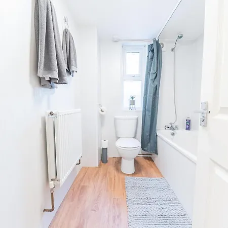 Greengate - Cosy 2 Bedroom * Barrow-in-Furness